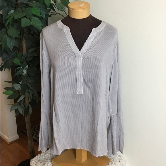 Simply Vera Wang XL blue/white stripe blouse - Picture 1 of 16